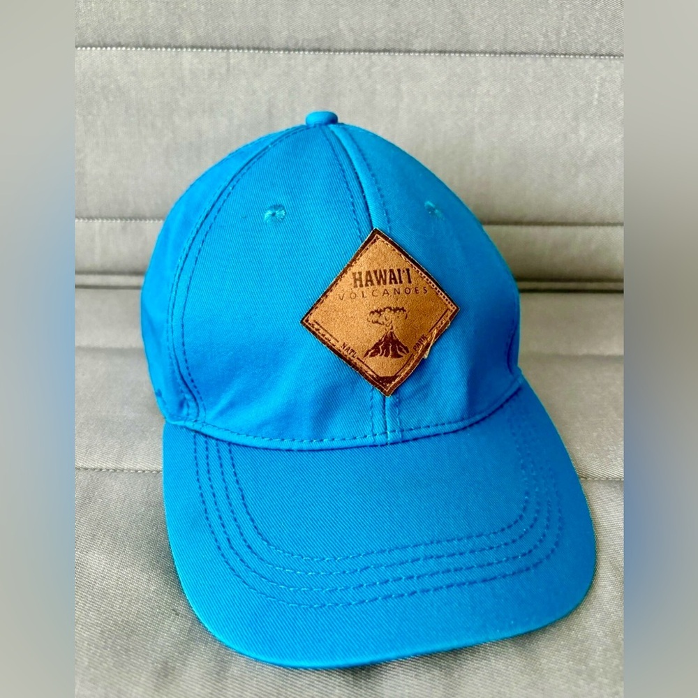 Men’s Hawaii Volcanoes Blue Baseball Cap with Leather Patch
